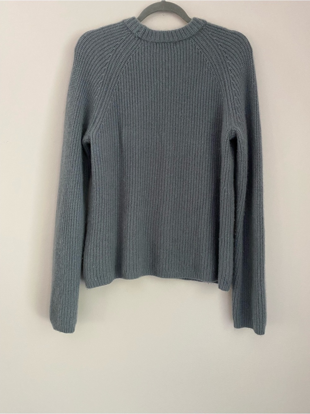 Quince Mongolian cashmere fisherman crewneck sweater dusty blue large - Picture 2 of 9